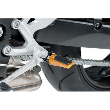 APRILIA DORSODURO 900 17' - 19' ESTRIBERAS PILOTO SPORT APRILIA DORSODURO 900 17' - 19' ESTRIBERAS PILOTO SPORT